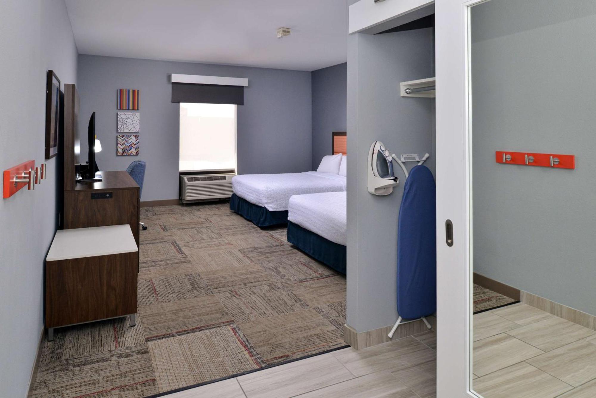 Hampton Inn Kansas City Northeast Exterior foto