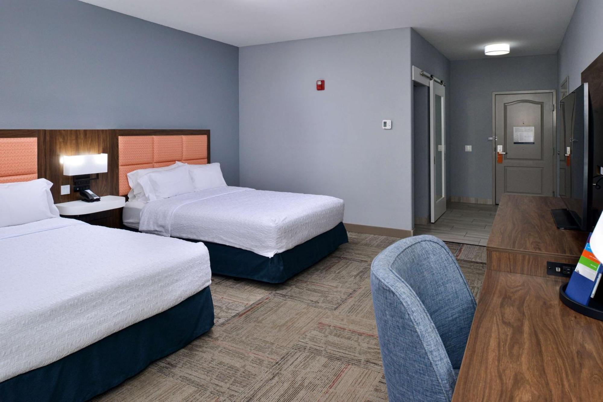 Hampton Inn Kansas City Northeast Exterior foto