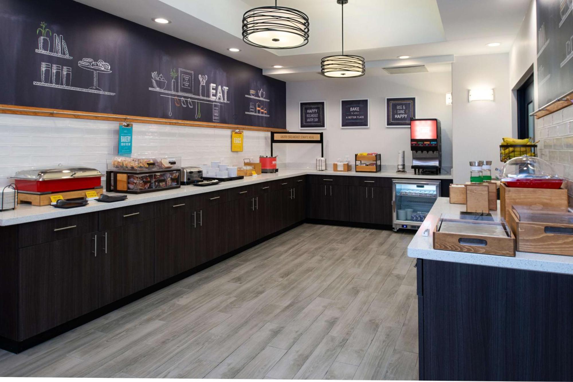 Hampton Inn Kansas City Northeast Exterior foto