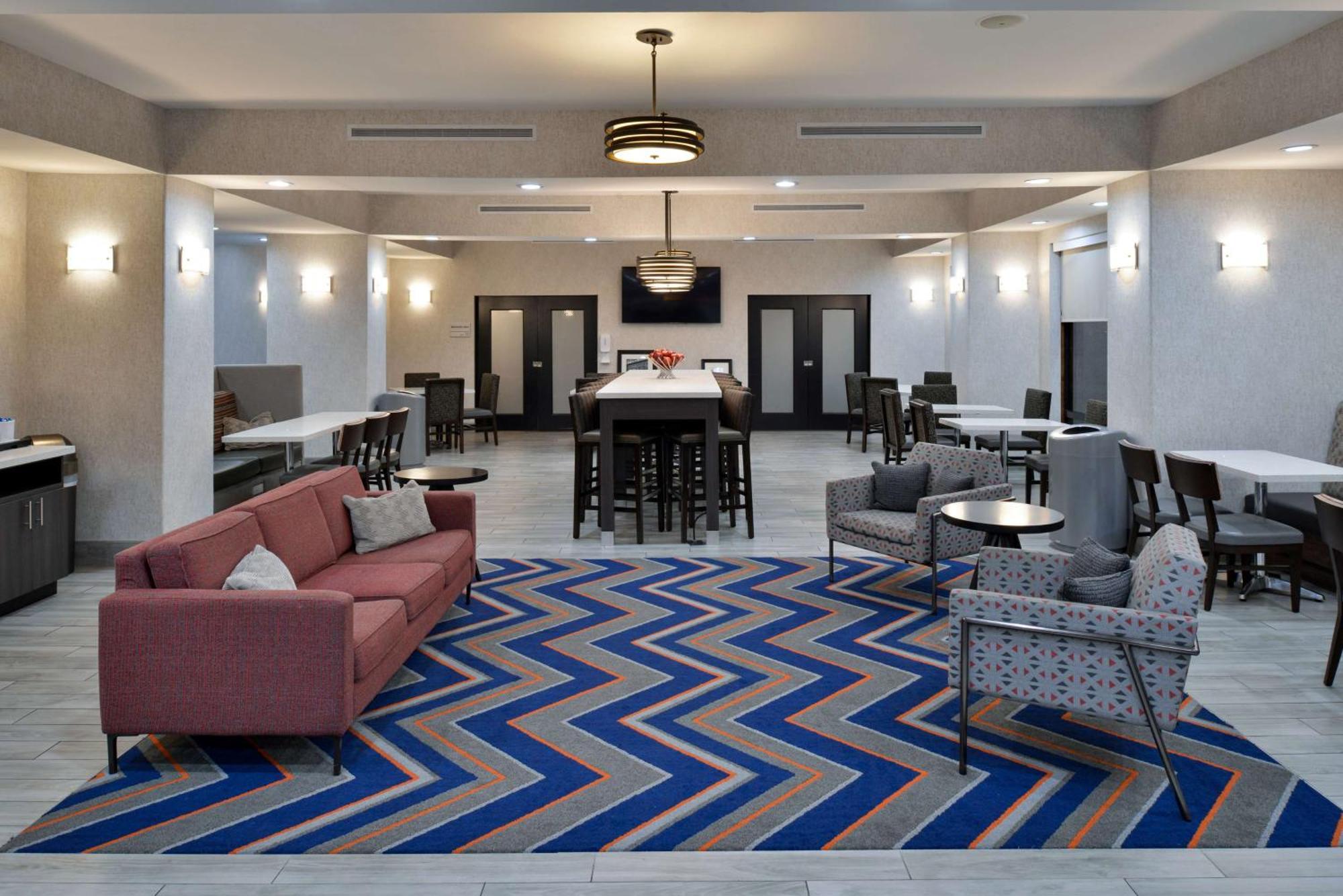 Hampton Inn Kansas City Northeast Exterior foto